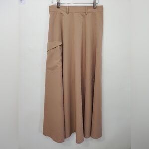Elegant Beige Maxi Skirt with Side Pocket